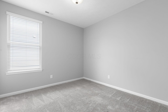 6051 Limewood Dr, Westerville, OH 43081 - carpeted empty room featuring baseboards