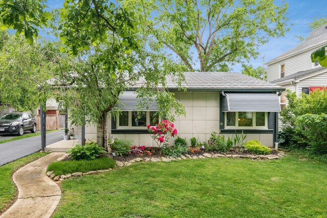 214 Arden Rd, Columbus, OH 43214 - view of front facade