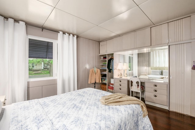 214 Arden Rd, Columbus, OH 43214 - bedroom featuring dark wood-style floors