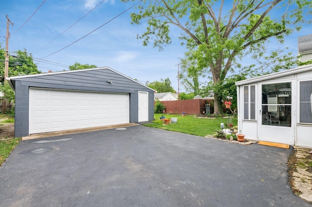 214 Arden Rd, Columbus, OH 43214 - view of detached garage