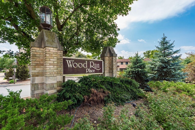 2353 Mccauley Ct Unit 6, Columbus, OH 43220 - view of community / neighborhood sign