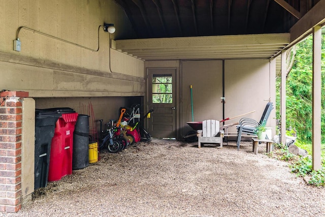 232 Hardy Way, Worthington, OH 43085 - view of garage