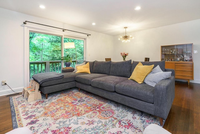 232 Hardy Way, Worthington, OH 43085 - living area with wood finished floors, a chandelier, recessed lighting, and baseboards