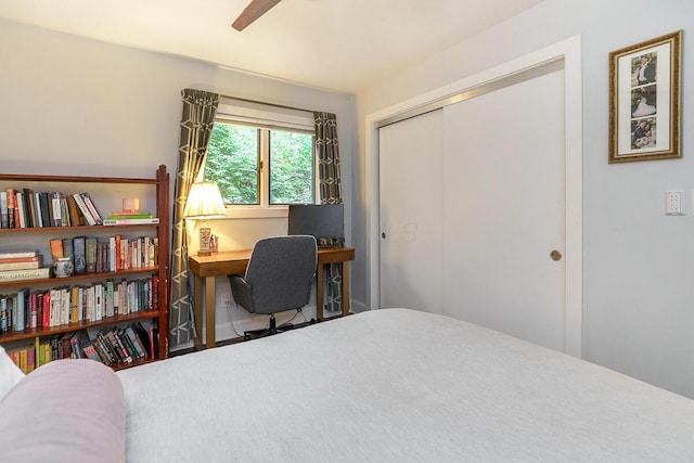 232 Hardy Way, Worthington, OH 43085 - bedroom with a closet, a desk, and ceiling fan