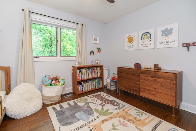 232 Hardy Way, Worthington, OH 43085 - living area with wood finished floors and ceiling fan