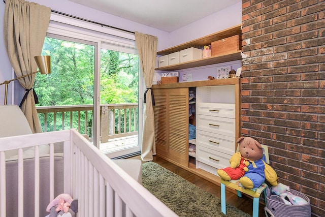 232 Hardy Way, Worthington, OH 43085 - bedroom featuring wood finished floors