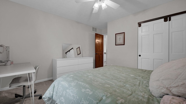 6101 Parkmeadow Ln, Hilliard, OH 43026 - carpeted bedroom featuring a desk, ceiling fan, baseboards, and a closet