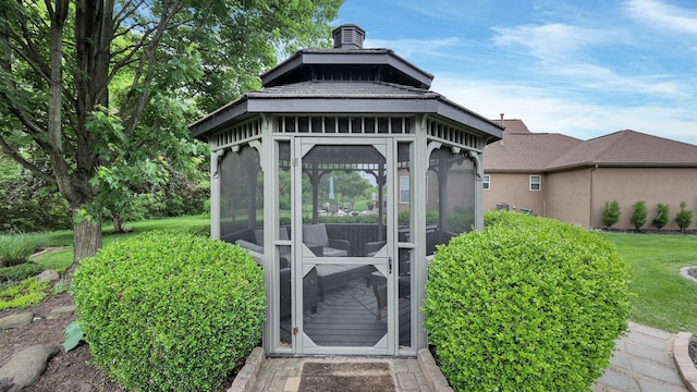 6101 Parkmeadow Ln, Hilliard, OH 43026 - view of property entrance