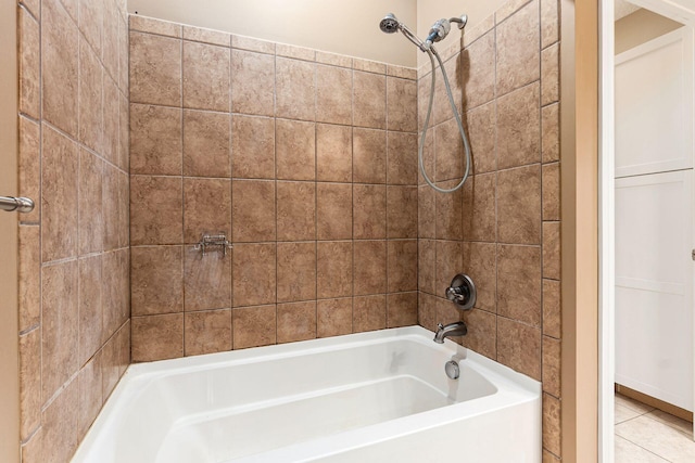 539 W 1st Ave Unit 308, Columbus, OH 43215 - full bathroom with bathing tub / shower combination and tile patterned flooring