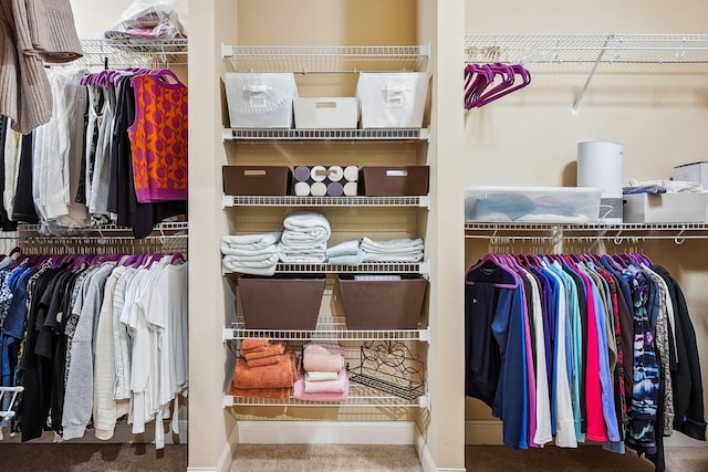 6711 Cooperstone Dr, Dublin, OH 43017 - spacious closet with carpet