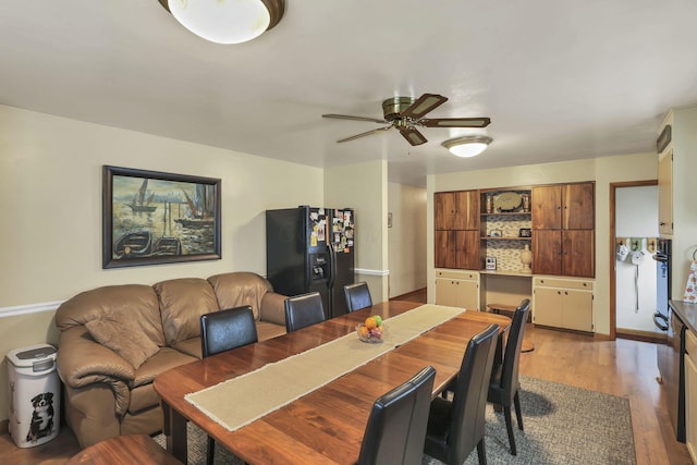 942 Mount Vernon Rd, Newark, OH 43055 - dining space featuring a ceiling fan and light wood-style floors