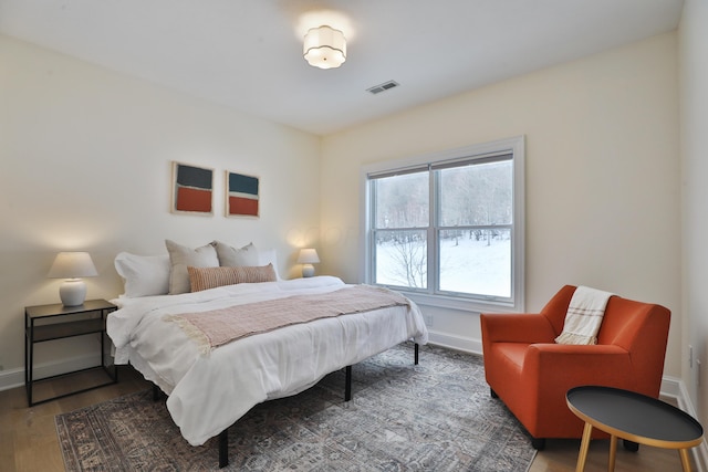 2300 Stonewall Cemetery Rd SW, Lancaster, OH 43130 - bedroom featuring wood finished floors and baseboards