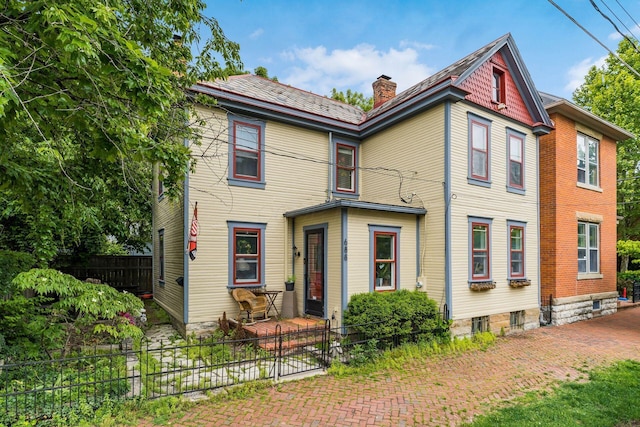 688 S 5th St, Columbus, OH 43206 - victorian house with a chimney