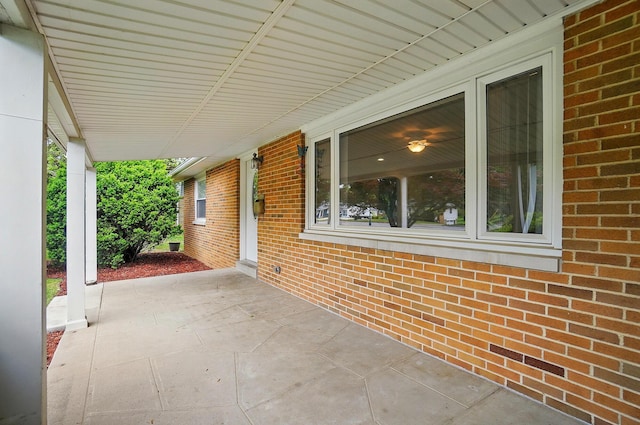 1096 Lancaster Ave, Reynoldsburg, OH 43068 - view of patio