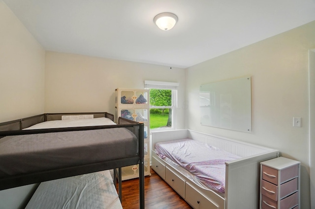 1096 Lancaster Ave, Reynoldsburg, OH 43068 - bedroom featuring dark wood finished floors