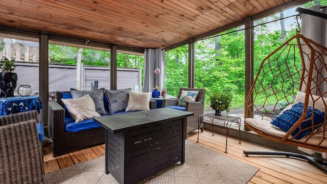 4171 Clotts Rd, Columbus, OH 43230 - sunroom / solarium with outdoor lounge area