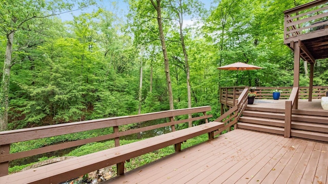 4171 Clotts Rd, Columbus, OH 43230 - view of deck