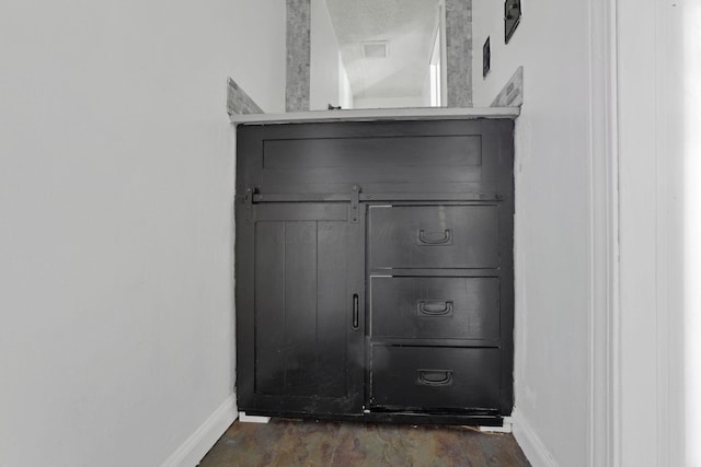 6446 Berry Pond Way, Canal Winchester, OH 43110 - detailed view of baseboards