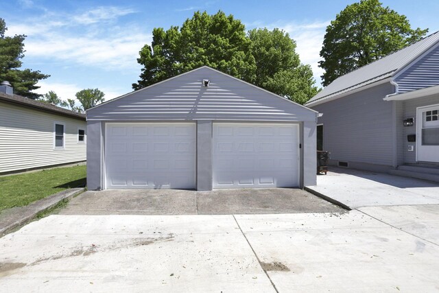 901 E Vine St, Mount Vernon, OH 43050 - view of detached garage