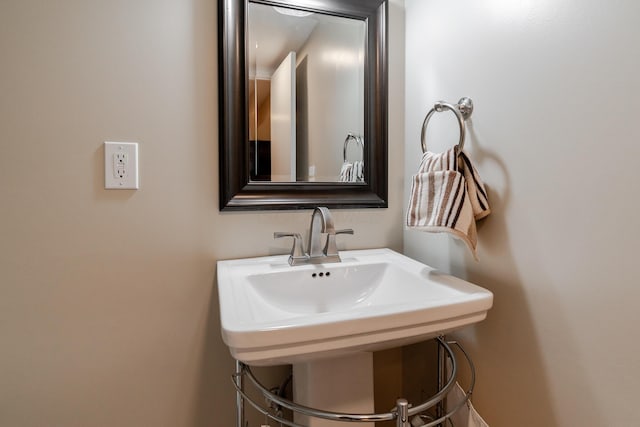 2738 E Broad St, Columbus, OH 43209 - bathroom with a sink