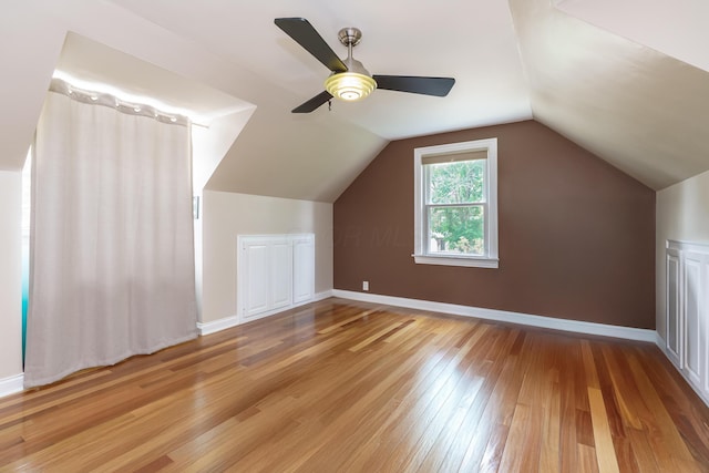 2738 E Broad St, Columbus, OH 43209 - bonus room featuring light wood-type flooring, lofted ceiling, and a ceiling fan