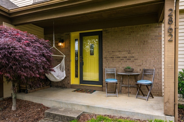 2862 Shady Ridge Dr, Columbus, OH 43231 - property entrance with brick siding and a porch