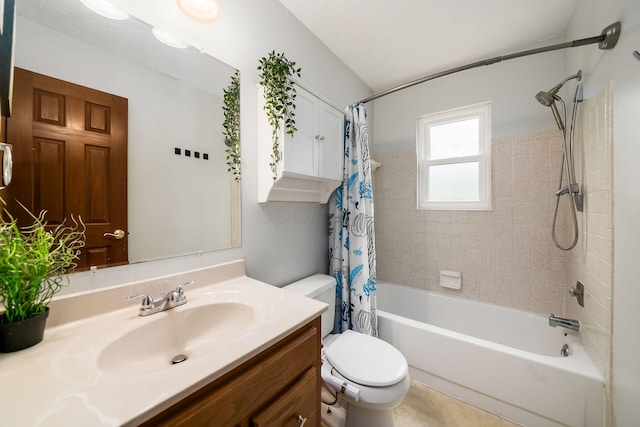 2862 Shady Ridge Dr, Columbus, OH 43231 - full bathroom with shower / tub combo with curtain, toilet, and vanity