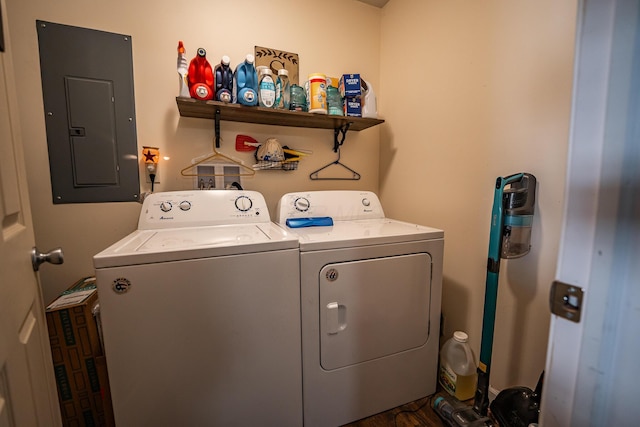 2025 Little Creek Rd, Frankfort, OH 45628 - laundry room featuring electric panel and independent washer and dryer