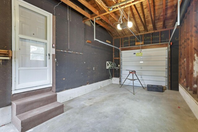 1783 Glenmar Dr, Lancaster, OH 43130 - view of garage