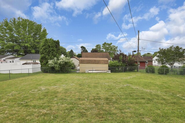 1783 Glenmar Dr, Lancaster, OH 43130 - view of yard
