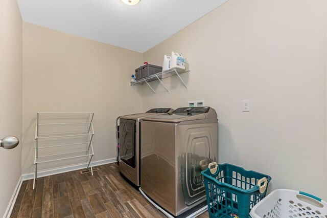324 Raccoon Ave, Johnstown, OH 43031 - laundry room featuring independent washer and dryer, wood finished floors, and baseboards