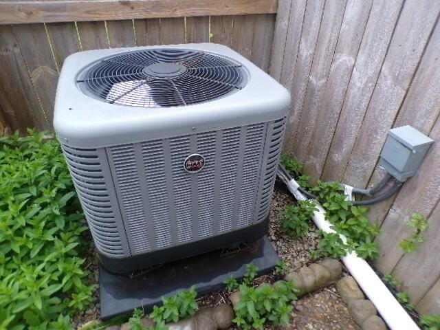 1022 Galliton Ct Unit C, Columbus, OH 43220 - exterior view of central AC unit