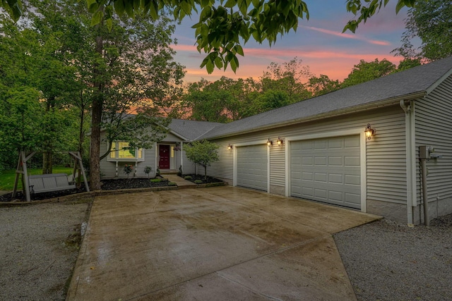 1494 Old Carriage Ct, Canal Winchester, OH 43110 - view of front of home with driveway and an attached garage