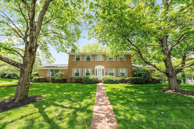 4465 Loos Cir E, Columbus, OH 43214 - colonial inspired home with brick siding and a front lawn