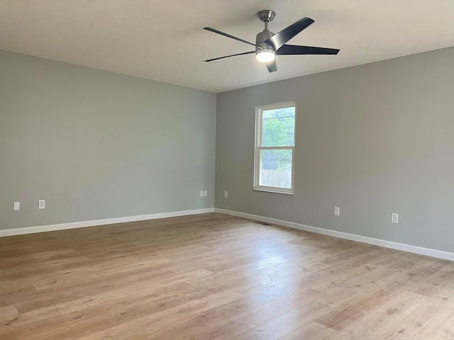 507 Warwick Ln, Pickerington, OH 43147 - spare room with light wood-style floors, ceiling fan, and baseboards