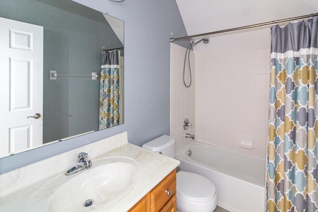 8699 Lazelle Commons Dr, Lewis Center, OH 43035 - full bathroom featuring toilet, shower / bath combination with curtain, and vanity
