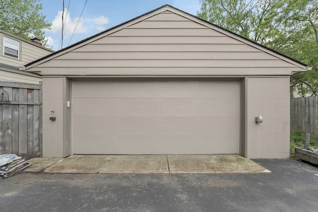 198 Loveman Ave, Worthington, OH 43085 - view of detached garage
