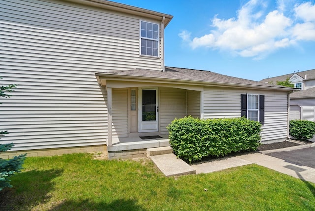 2511 Gardenia Dr Unit 76A, Columbus, OH 43235 - view of front of house with a front yard