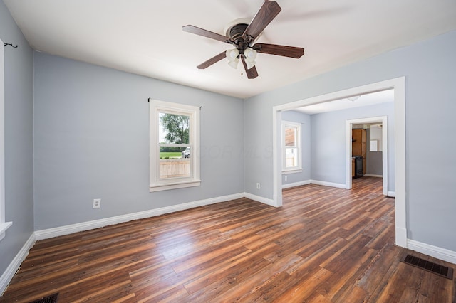 4469 Lancaster Ave, Columbus, OH 43207 - empty room featuring dark wood-style floors and ceiling fan