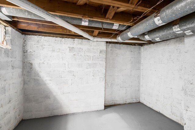 1052 Geers Ave, Columbus, OH 43206 - view of unfinished below grade area