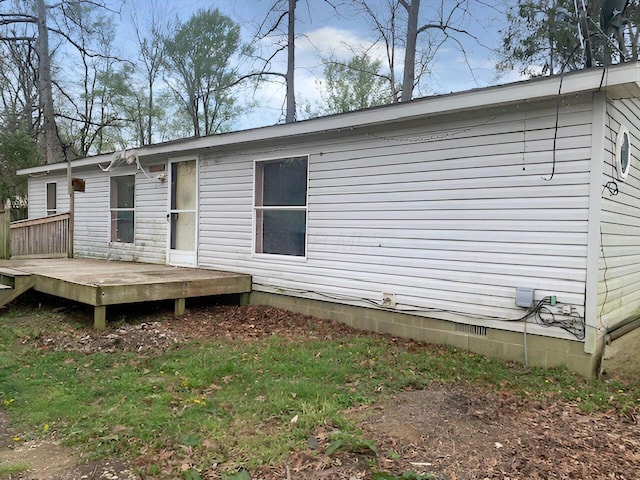 12047 Beech Trl, Hillsboro, OH 45133 - rear view of house featuring a deck and crawl space