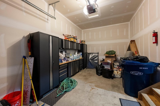 3624 Sparrow Ct, Hilliard, OH 43026 - garage featuring a garage door opener