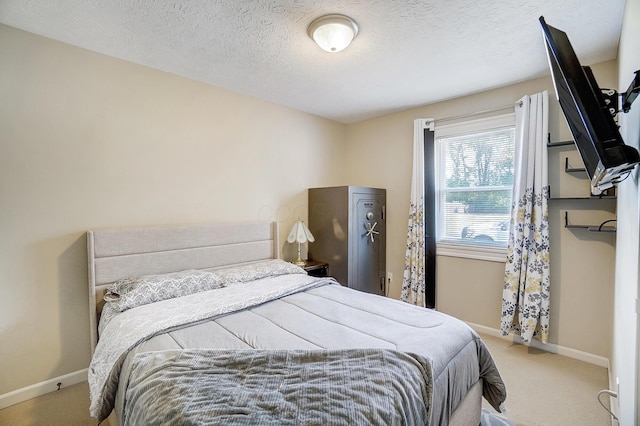 8448 Blue Lake Ave, Galloway, OH 43119 - bedroom featuring carpet flooring, baseboards, and a textured ceiling