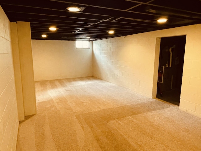 460 Blandings Ct, Worthington, OH 43085 - below grade area featuring carpet flooring