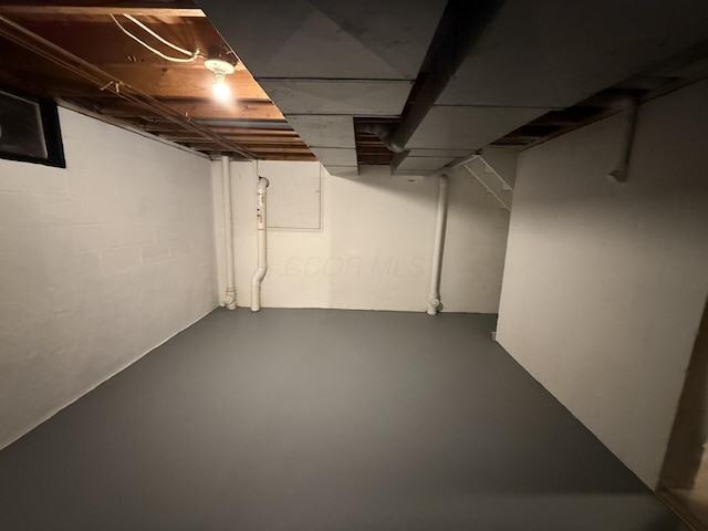 460 Blandings Ct, Worthington, OH 43085 - view of finished basement
