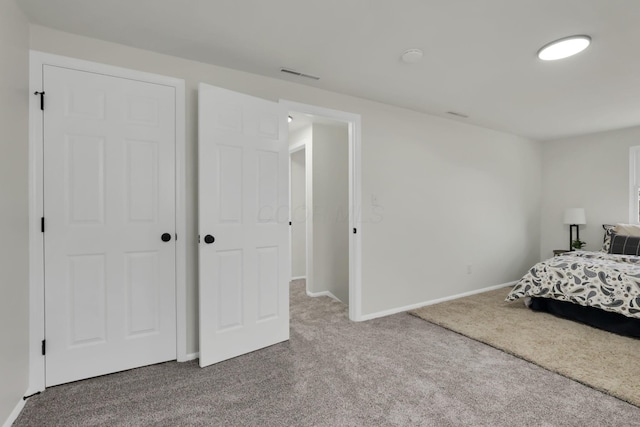 1465 Zenner Dr, Columbus, OH 43207 - carpeted bedroom featuring baseboards