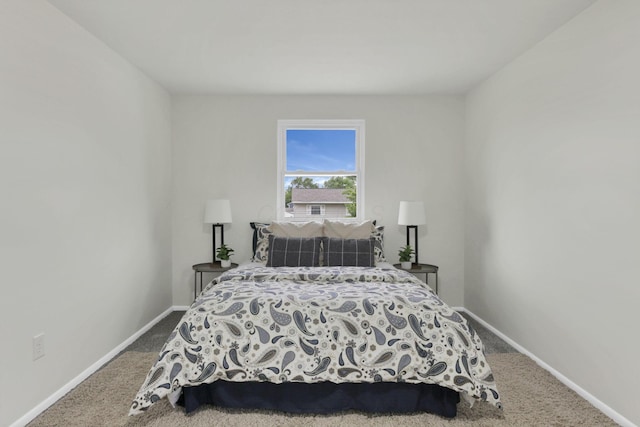 1465 Zenner Dr, Columbus, OH 43207 - bedroom featuring carpet and baseboards