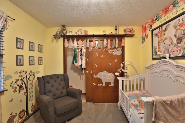 4359 Shire Cove Rd, Hilliard, OH 43026 - bedroom featuring carpet flooring and a textured ceiling