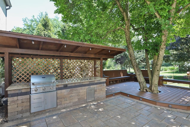 4359 Shire Cove Rd, Hilliard, OH 43026 - view of patio featuring exterior kitchen and a deck