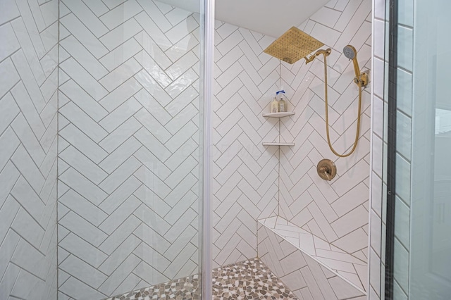 2733 Sycamore Trce, Hilliard, OH 43026 - full bathroom featuring a shower stall